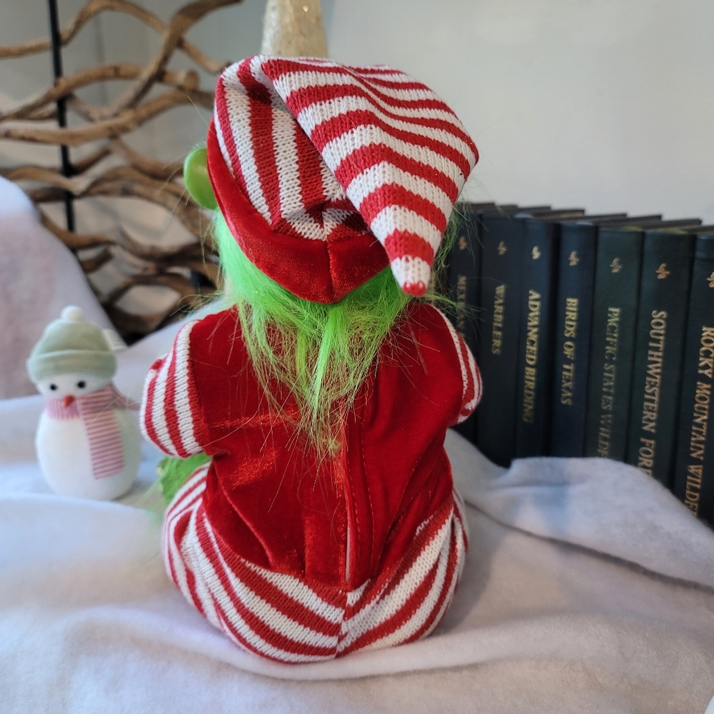 Baby Grinch doll for Christmas whoville Dr Seuss. Super cute green fuzzy - Picture 9 of 13